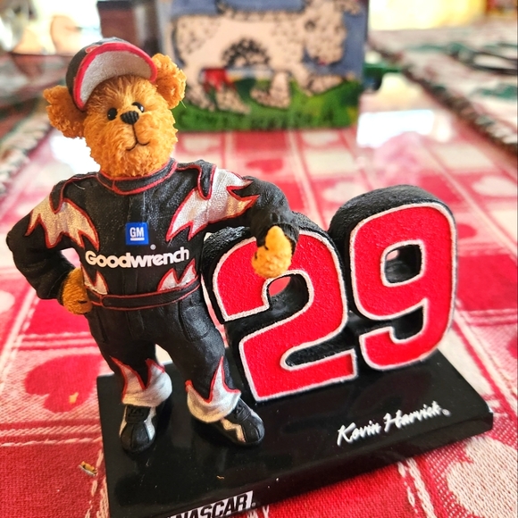 Boyds Bears and Friends Nascar 29 Kevin Harvick Collectible - Picture 7 of 7